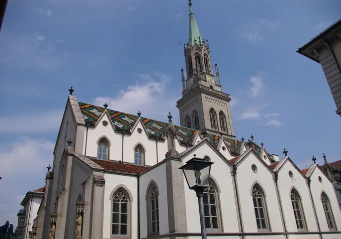 Eglise Saint-Laurent à Saint-Gall ©3s, CC BY-SA 3.0 Wikimedia Commons