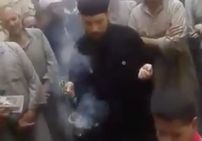 Capture d’écran d’une vidéo publiée sur Facebook