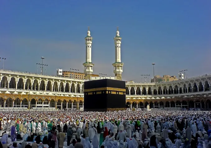 La Kaaba, La Mecque ©Muhammad Mahdi Karim; edited by jjron, GFDL 1.2 Wikimedia Commons