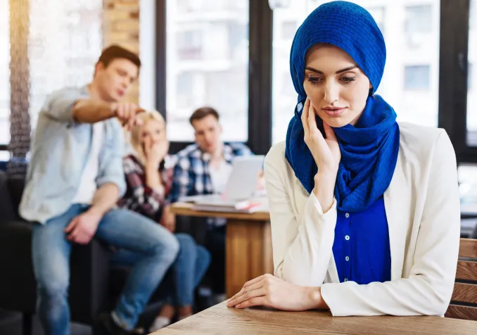 Le voile musulman instrumentalisé à des fins racistes IStock
