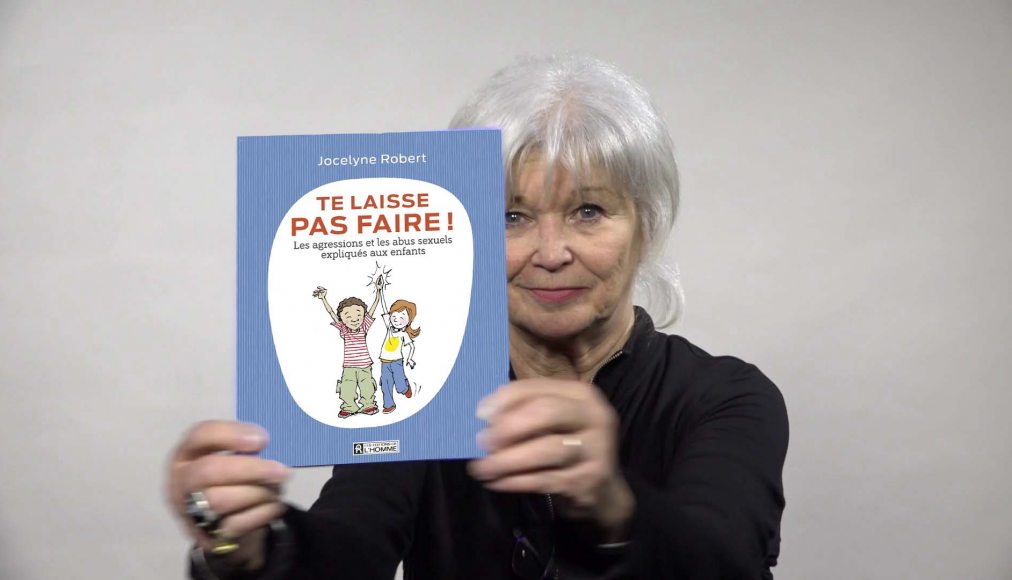 Jocelyne Robert présente sont livre «Te laisse pas faire» (photomontage pour corriger le livre flou) Jocelyne Robert présente sont livre «Te laisse pas faire» (photomontage pour corriger le livre flou) / Capture d'écran
