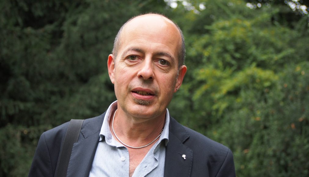 Luca Maria Negro, président de la Fédération des Églises protestantes en Italie : "La pandémie nous pousse à être ensemble des témoins de la résurrection, du changement et de la solidarité." Luca Maria Negro, président de la Fédération des Églises protestantes en Italie : "La pandémie nous pousse à être ensemble des témoins de la résurrection, du changement et de la solidarité."