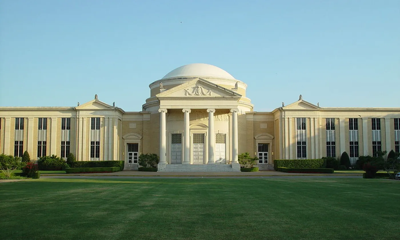 Séminaire de théologie à Fort Worth, Texas ©Michael-David Bradford, Public domain, via Wikimedia Commons