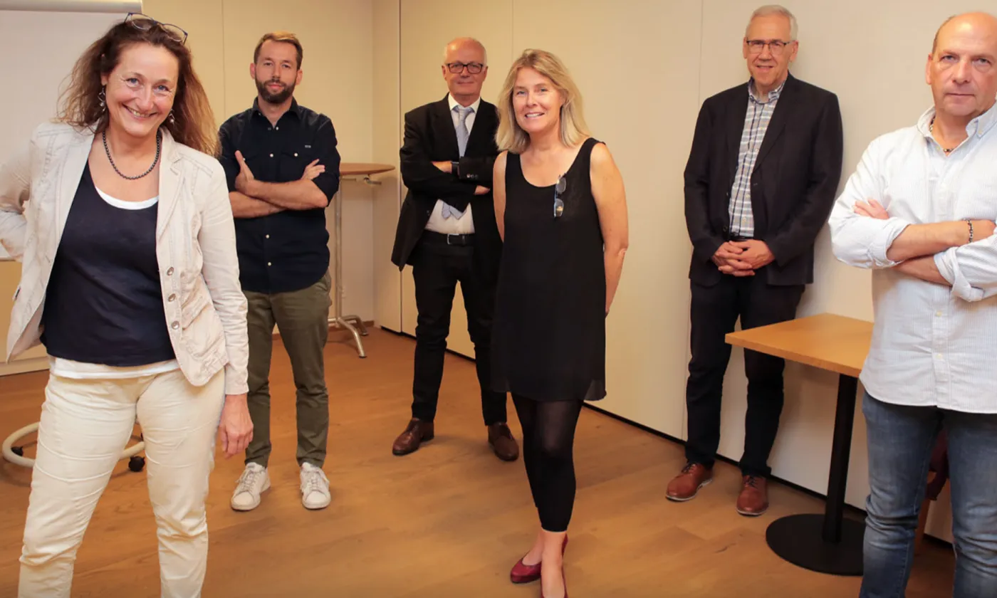 Des membres de RTSreligion: (de g. à d.) Carole Pirker, Pierre Pistoletti, Michel Kocher, Gabrielle Desarzens, Bernard Litzler et Cyril Dépraz Bernard Hallet, Cath.ch