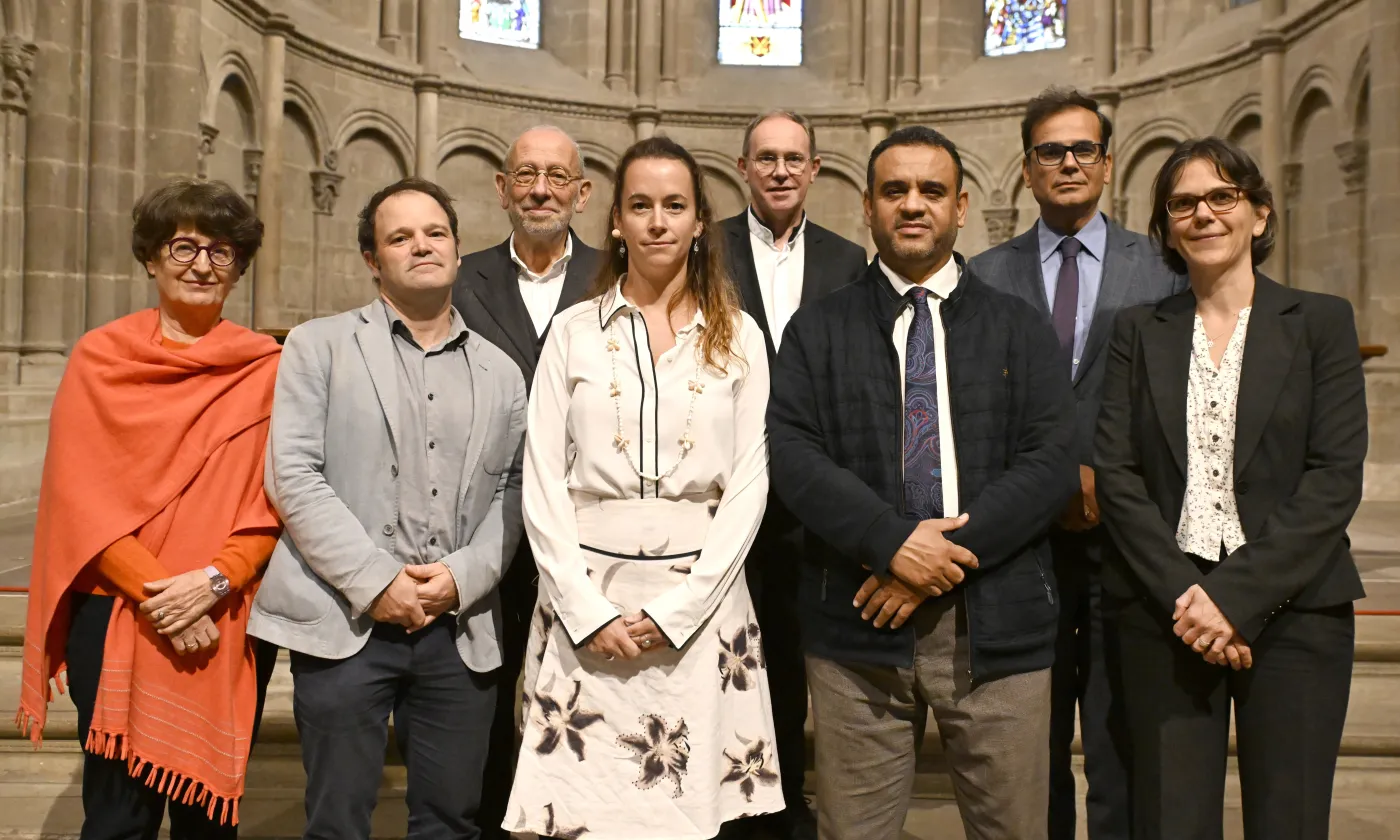 De gauche à droite: Catherine Riedlinger, Alexandre Winter, François Garaï, la musicienne Lorianne Cherpillod, Jean Lanoy, Mohamed Levrak, Ventzeslav Sabev, vice-président de l’Appel spirituel de Genève, et Agnès Krüzsely. © Alain Grosclaude