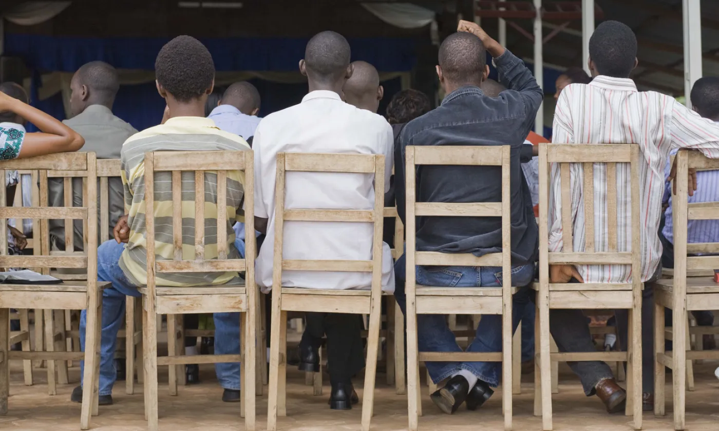 Chrétiens assistant à un culte d'une église du Burundi IStock