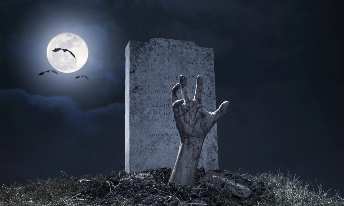 Si la mascarade annuelle du 31 octobre ne leur fait pas vraiment peur, de nombreux chrétiens s'en offusquent de plus en plus ouvertement. Et pour cause: chez les catholiques, protestants et évangéliques, il semble que de se rire de la mort et des esprits malins ne soit peut-être pas la façon la plus digne d’aborder le rapport à l’au-delà pour les jeunes générations.