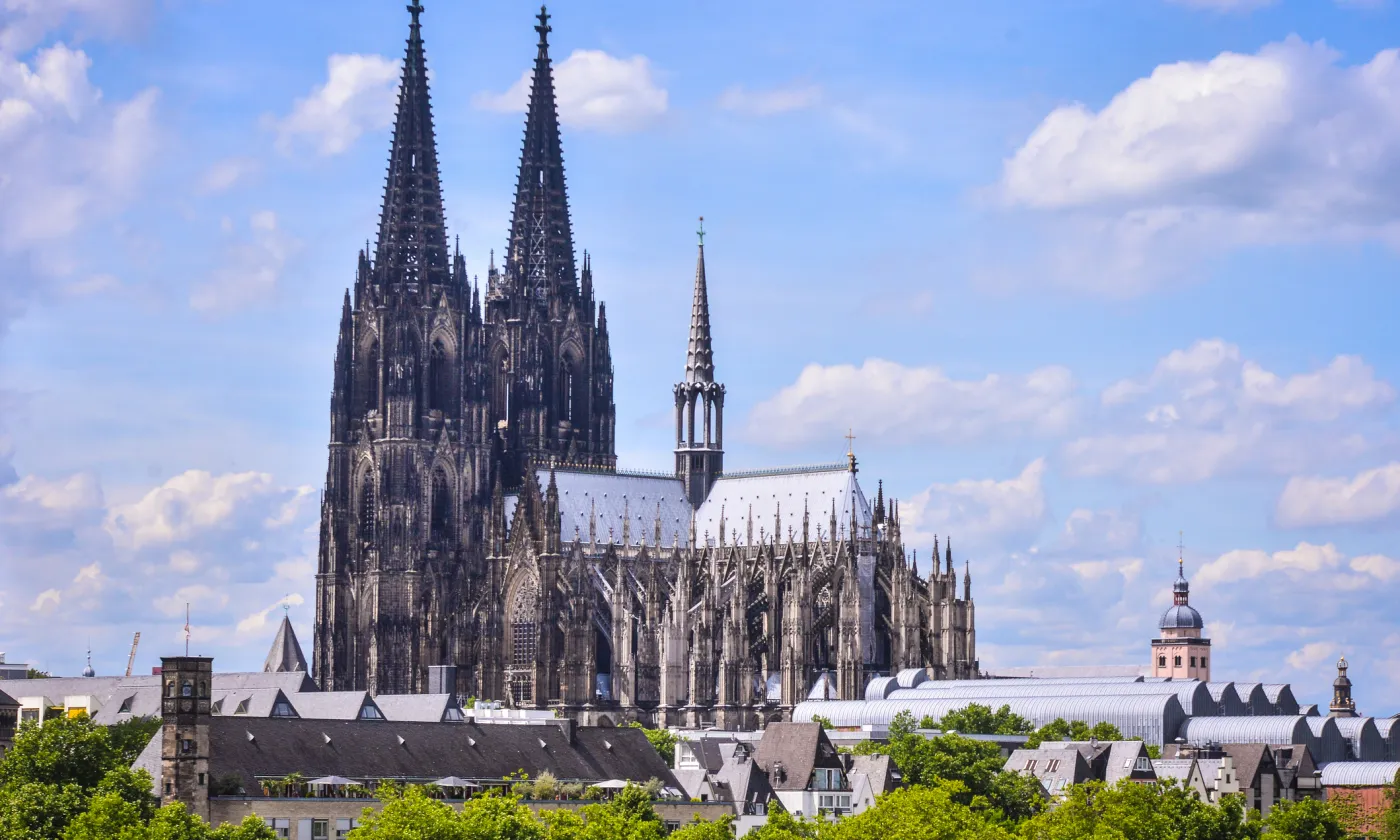 La cathédrale de Cologne ©iStock/Filip Viranovski