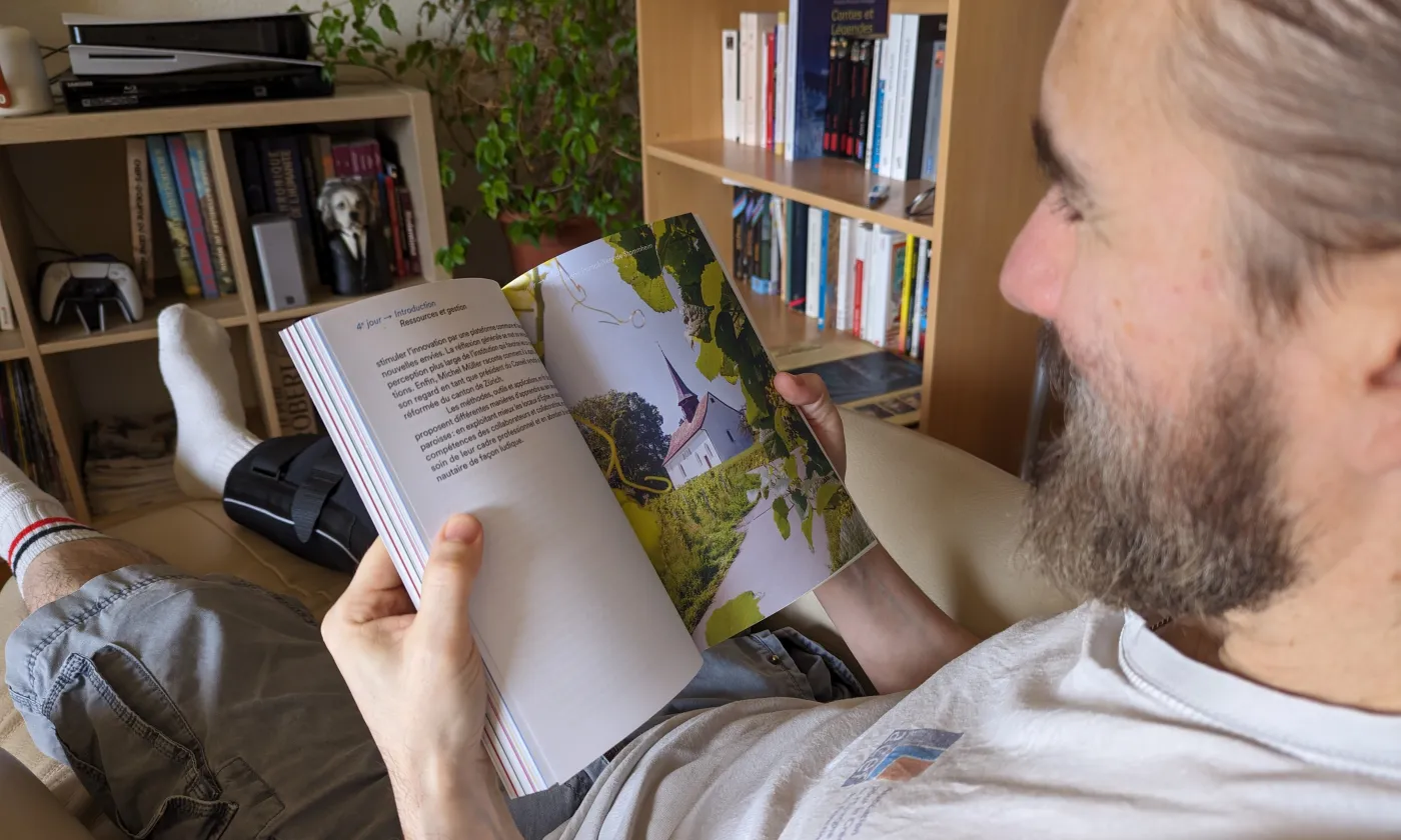 Le Manuel d'innovation communautaire est désormais disponible en librairie et sur protestant-edition.ch Photo: JoB