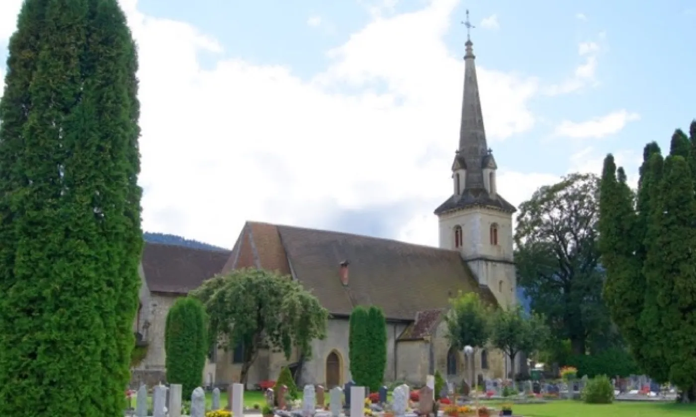 Temple Môtiers (©Mapio-net_Bryan Burri)