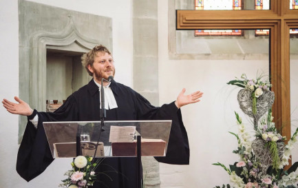 Face à la pénurie annoncée de relève, l’Eglise évangélique réformée vaudoise se dote d’un «Fonds de formation solidaire» pour encourager les personnes souhaitant être formées au ministère pastoral ou diaconal. / DR
